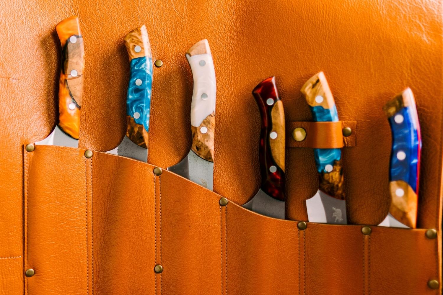 How to choose the right knife holder for you Koi Knives