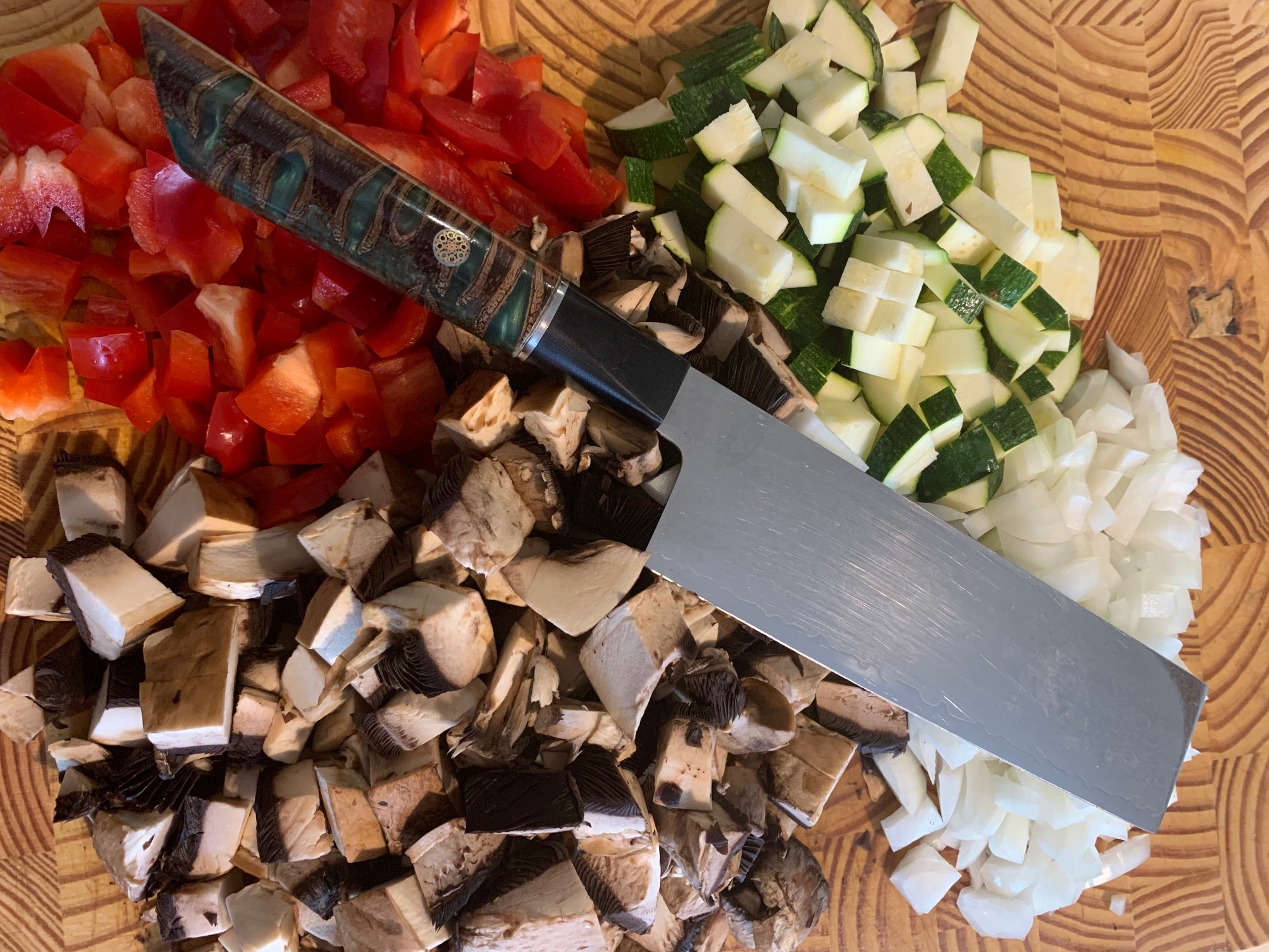 The Best Nakiri Knife for Slicing Vegetables Beautifully