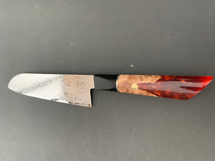 The Santoku Knife vs the Western Style Chef’s Knives