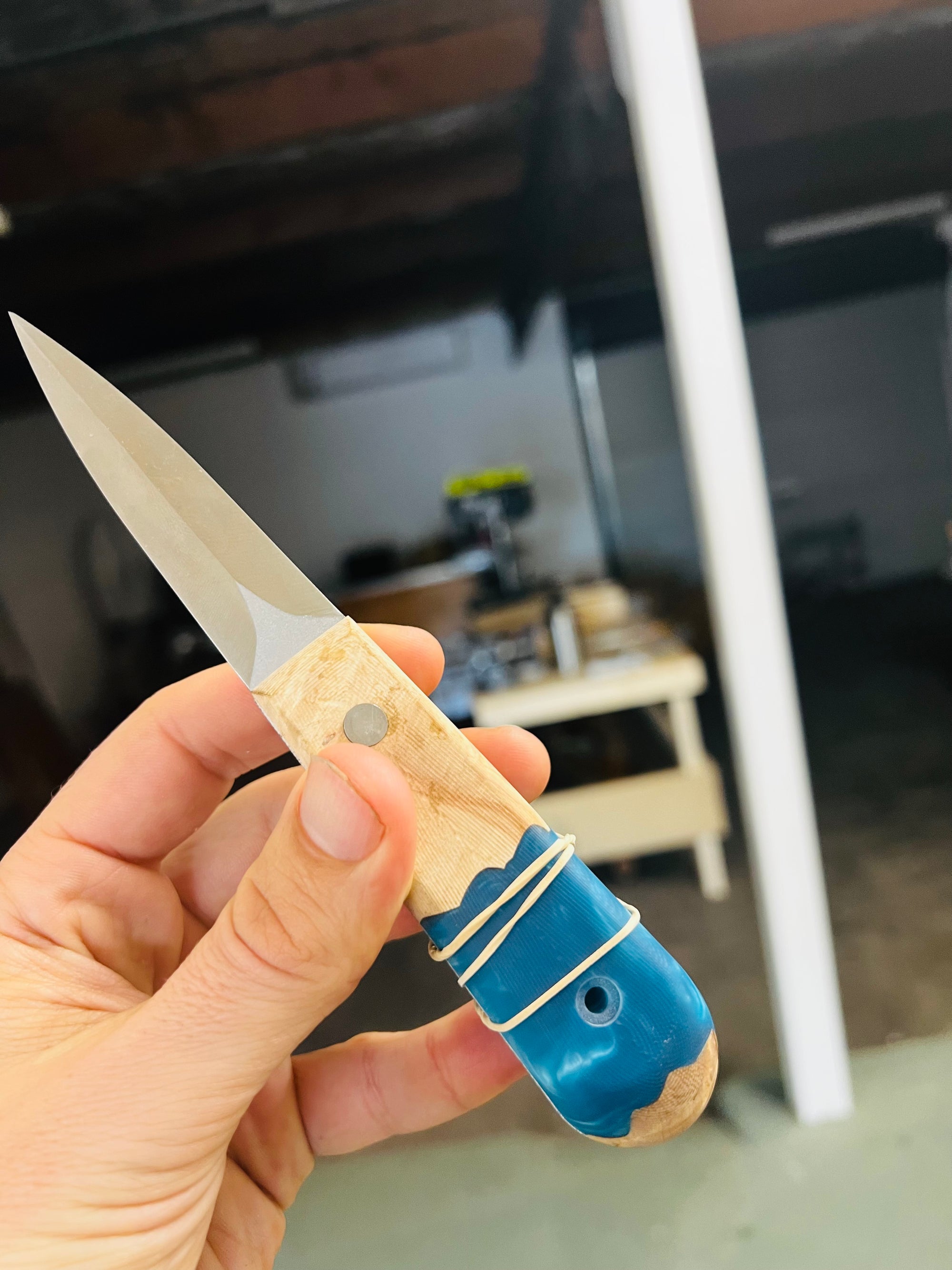 The Oyster Knife