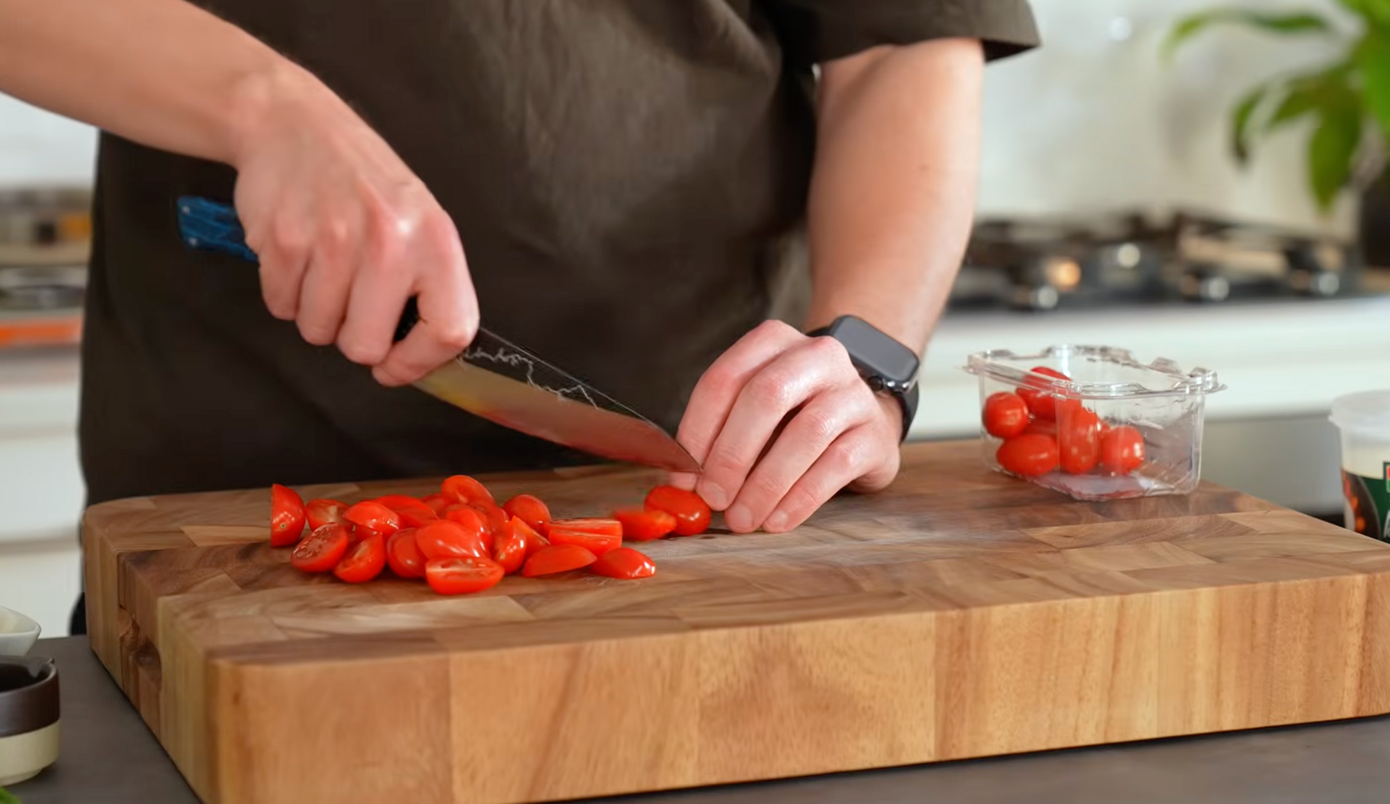 Cherry Tomato Garlic Butter Burrata Pasta