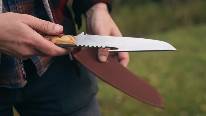 Top 5 Knives for the Aussie Summer