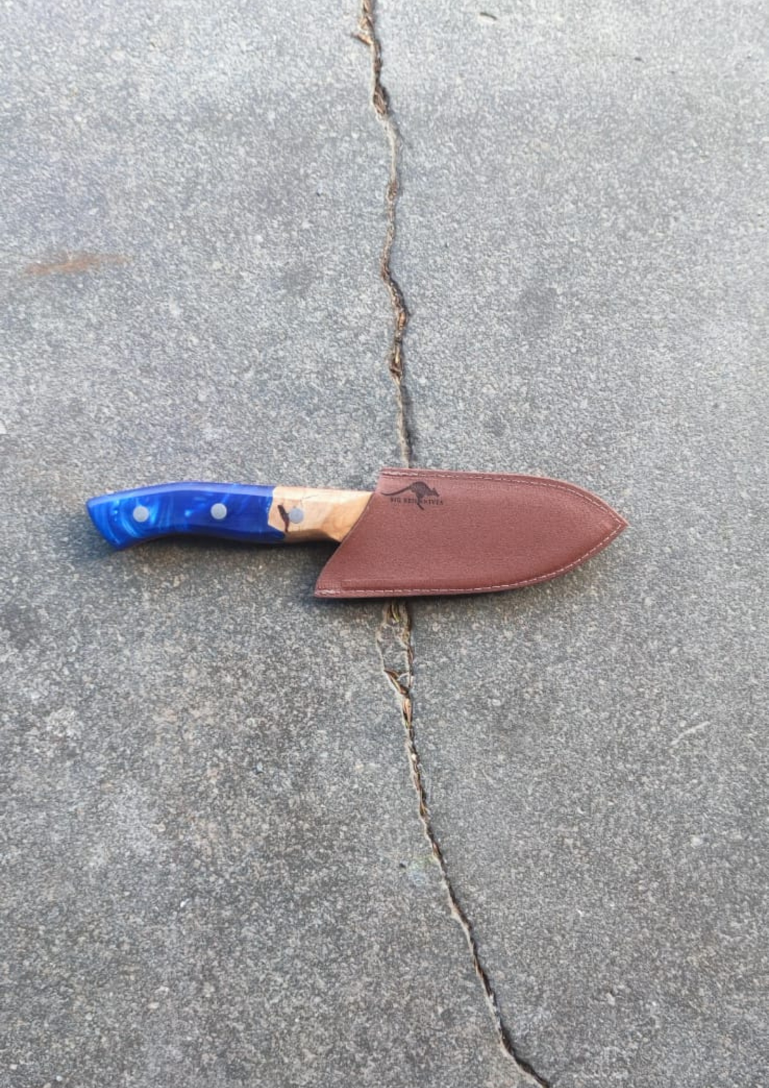 Big Red Kangaroo Leather Sheathe (small) - Koi Knives